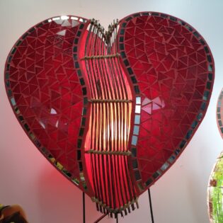 Hartje Lamp bloem van Lilit Fleurs - Bloemenbezorging Brussel