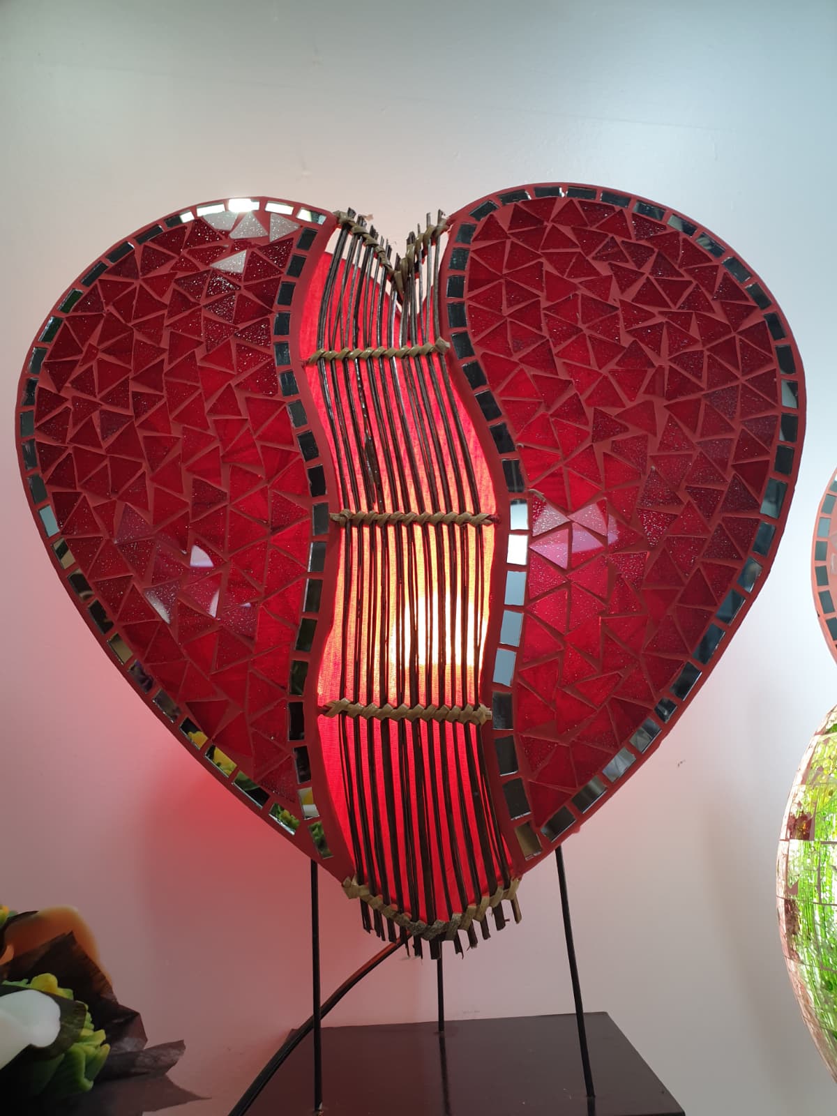 Hartje Lamp bloem van Lilit Fleurs - Bloemenbezorging Brussel